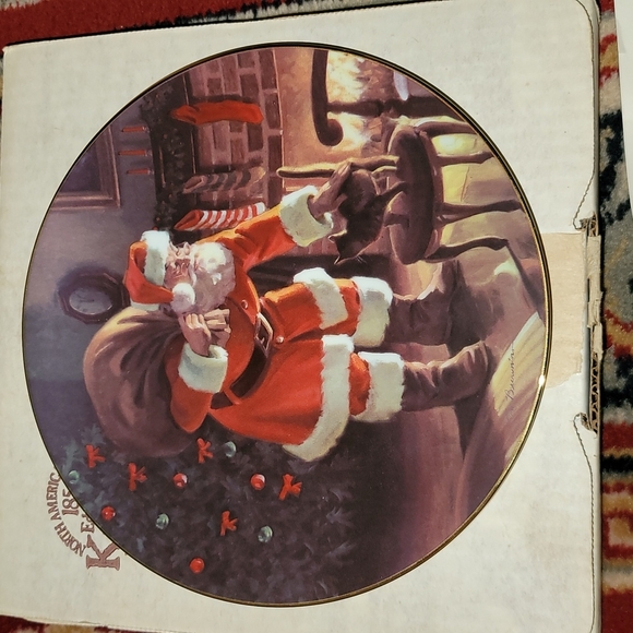 Santa's Love Plate - Picture 2 of 5
